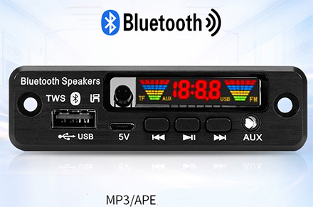 MP3 проигрыватель c fm, Bluetooth 5.0 и дисплеем, 5 вольт