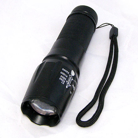 Фокусируемый фонарь Ultrafire, 1000 люмен, CREE XM-L T6, чёрный, 26650