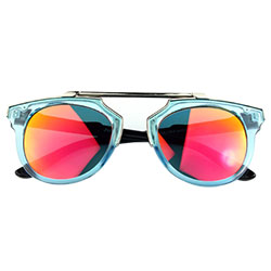 Оранжево-малиновые солнцезащитные очки в черно-голубой оправе