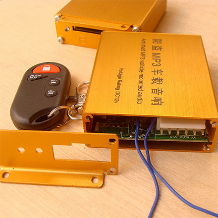 MP3 плеер с усилителем + сигнализация на дистанционном управлении