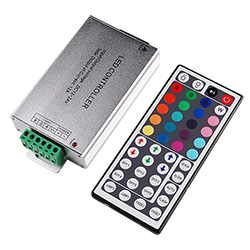 Контроллер RGB светодиодных лент до 12А, с ИК пультом